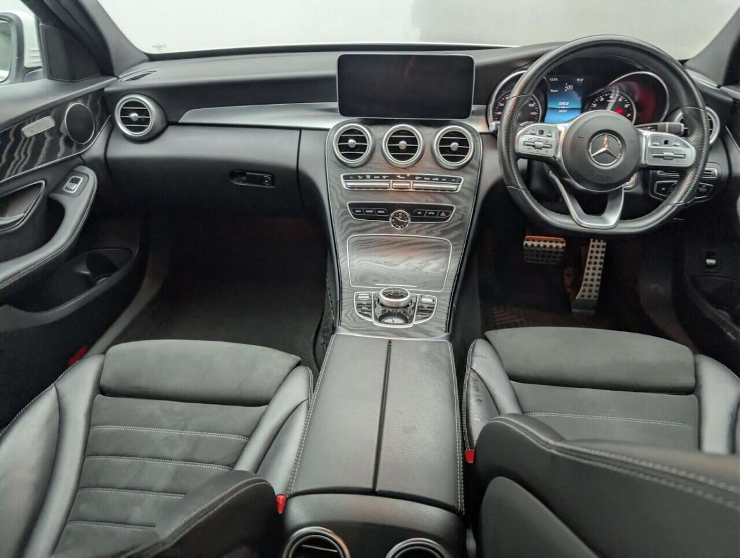 Used Mercedes-Benz C Class 2019 for sale - 77714944: Photo 22