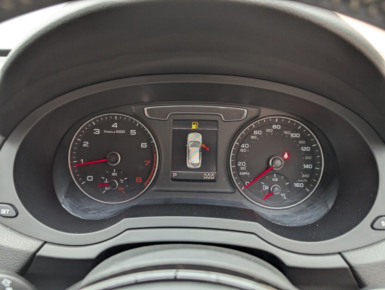 Used Audi Q3 2016 for sale - 76425471: Photo 17