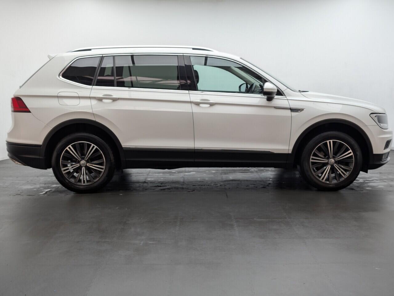 Used Volkswagen Tiguan Allspace 2018 for sale - 76425111: Photo 9