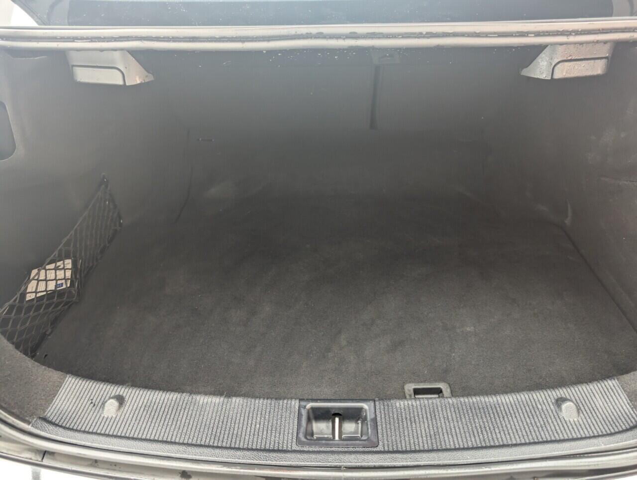 Used Mercedes-Benz C Class 2015 for sale - 76424393: Photo 24