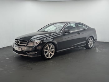 Used Mercedes-Benz C Class 2015 for sale - 76424393: Photo