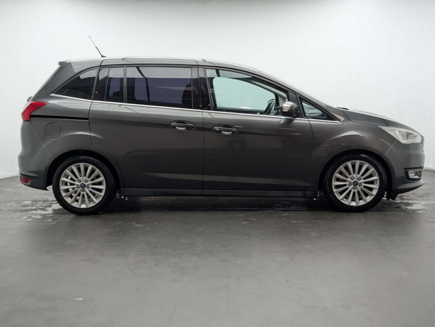 Used Ford Grand C-Max 2017 for sale - 77714065: Photo 9