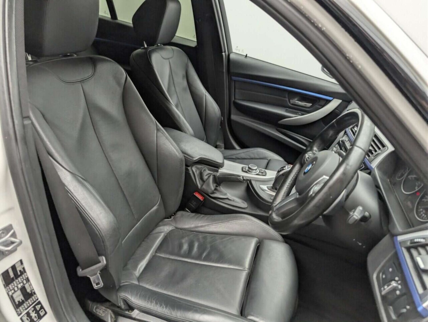 Used BMW 3 Series 2016 for sale - 77713850: Photo 12