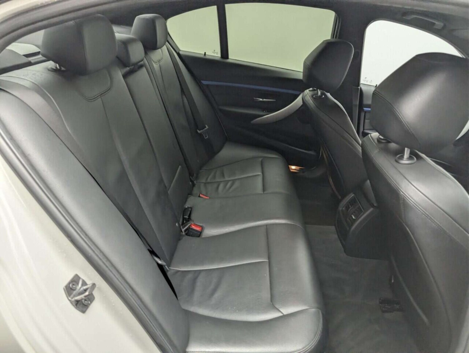 Used BMW 3 Series 2016 for sale - 77713850: Photo 23