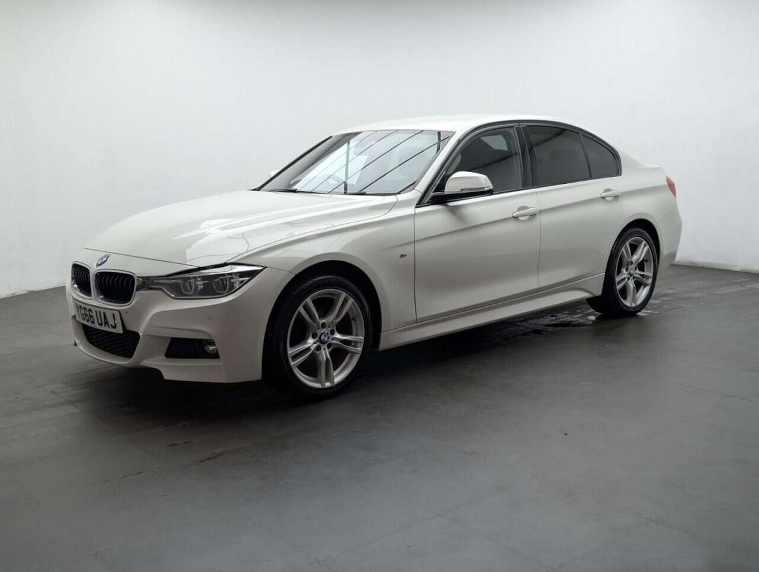 Used BMW 3 Series 2016 for sale - 77713850: Photo 4