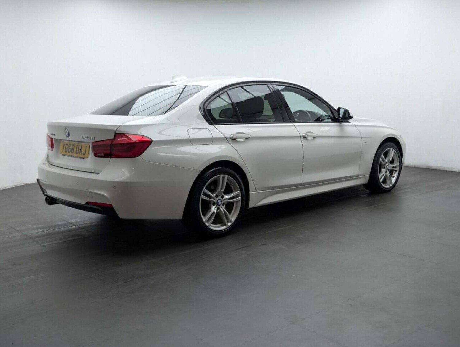 Used BMW 3 Series 2016 for sale - 77713850: Photo 8