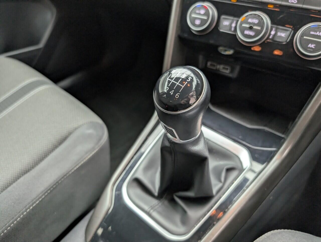 Used Volkswagen T-Roc 2019 for sale - 77455714: Photo 16