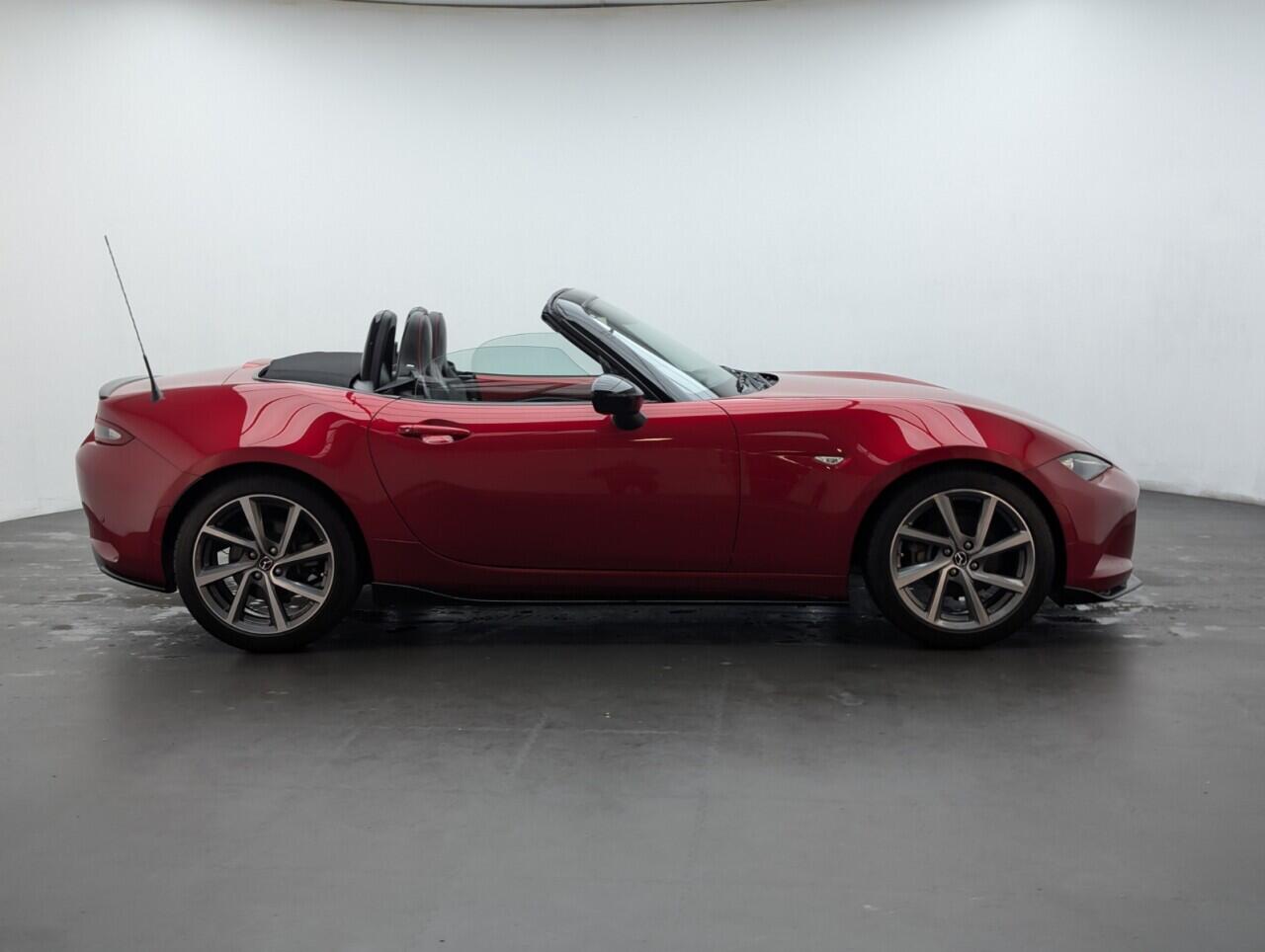 Used Mazda MX-5 2016 for sale - 76425836: Photo 9
