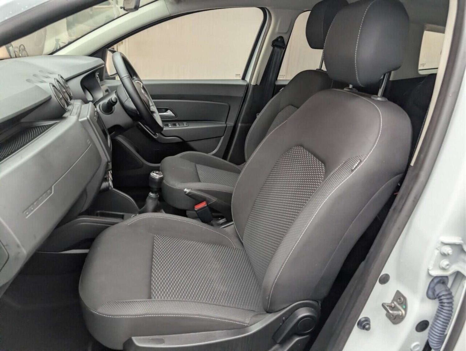 Used Dacia Duster 2019 for sale - 77713315: Photo 28