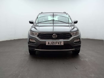 Used Volkswagen T-Roc 2021 for sale - 79513935: Photo