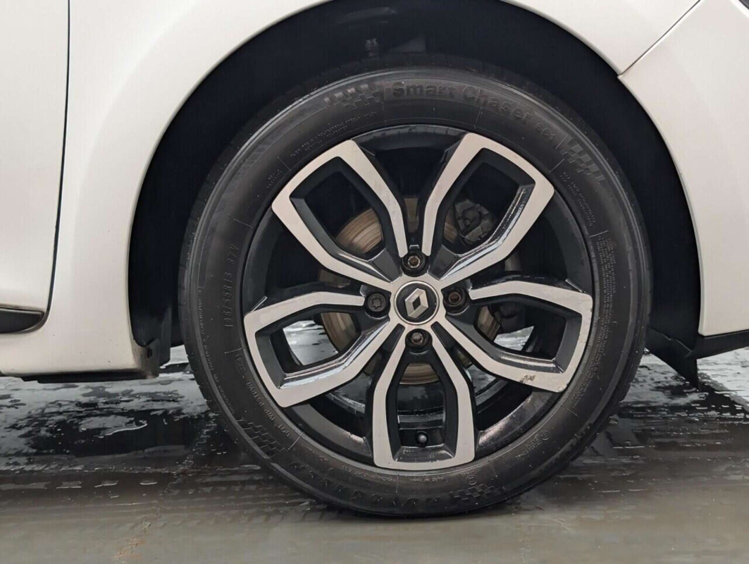 Used Renault Clio 2019 for sale - 77713880: Photo 10