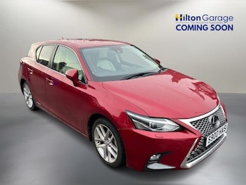 (S) - 1.8 200h Hatchback 5dr Petrol Hybrid E-CVT Euro 6 (s/s) (136 ps) HEATED SEA