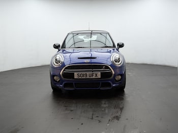 Used MINI Hatch 2019 for sale - 76425837: Photo