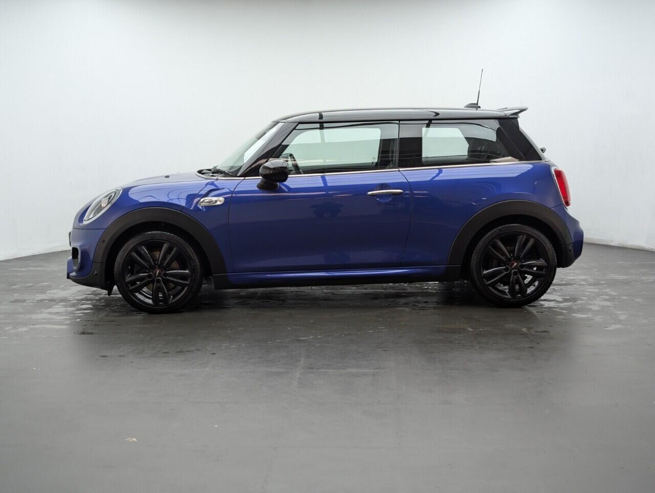 Used MINI Hatch 2019 for sale - 76425837: Photo 5