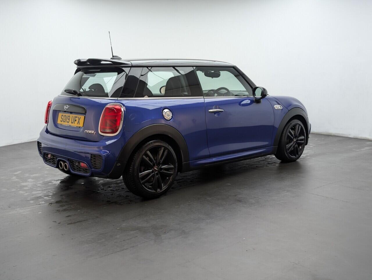 Used MINI Hatch 2019 for sale - 76425837: Photo 8