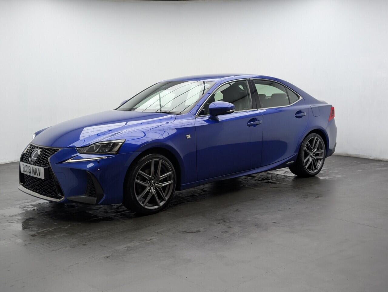 Used Lexus IS 2018 for sale - 77040948: Photo 16