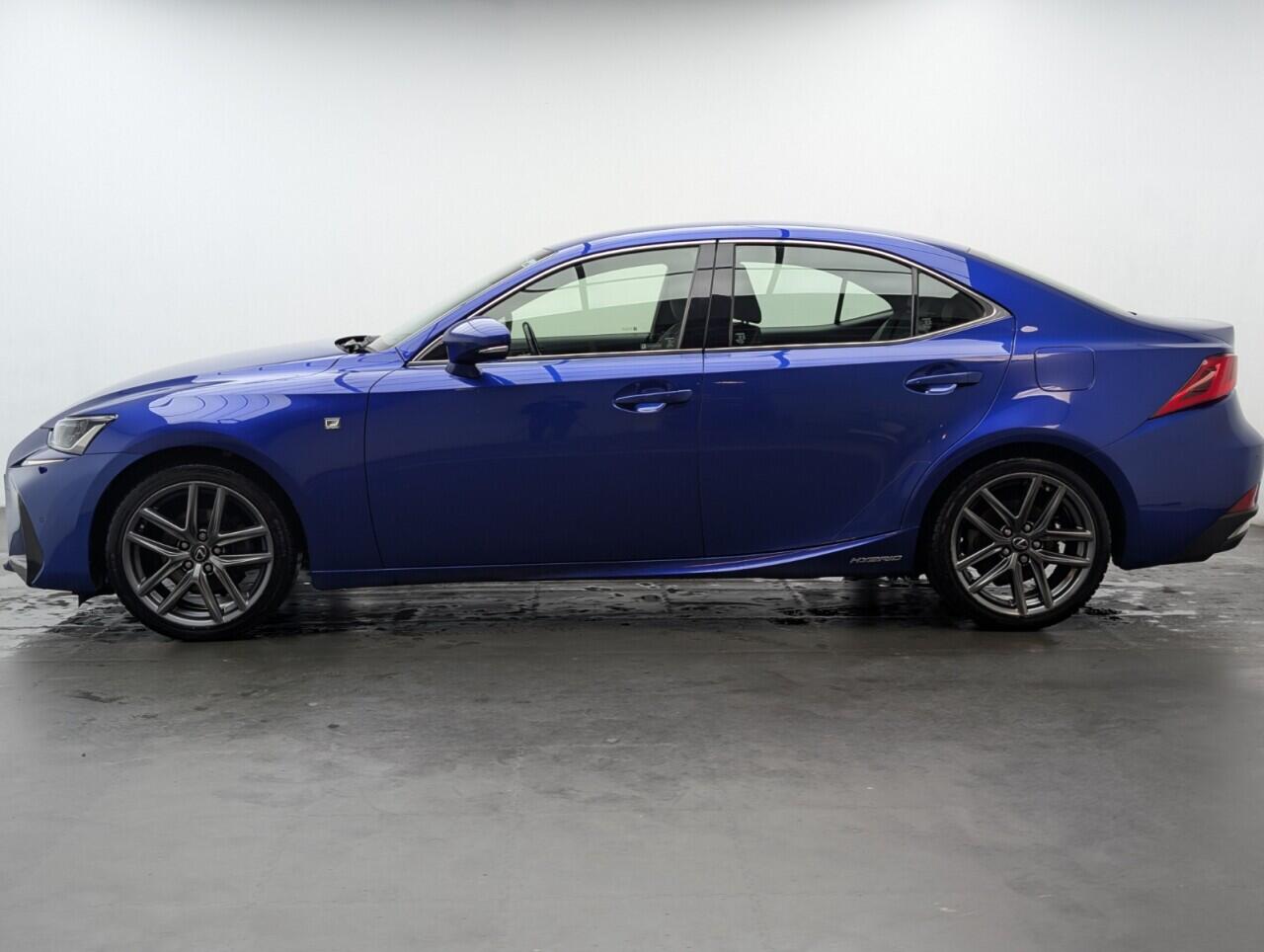 Used Lexus IS 2018 for sale - 77040948: Photo 17