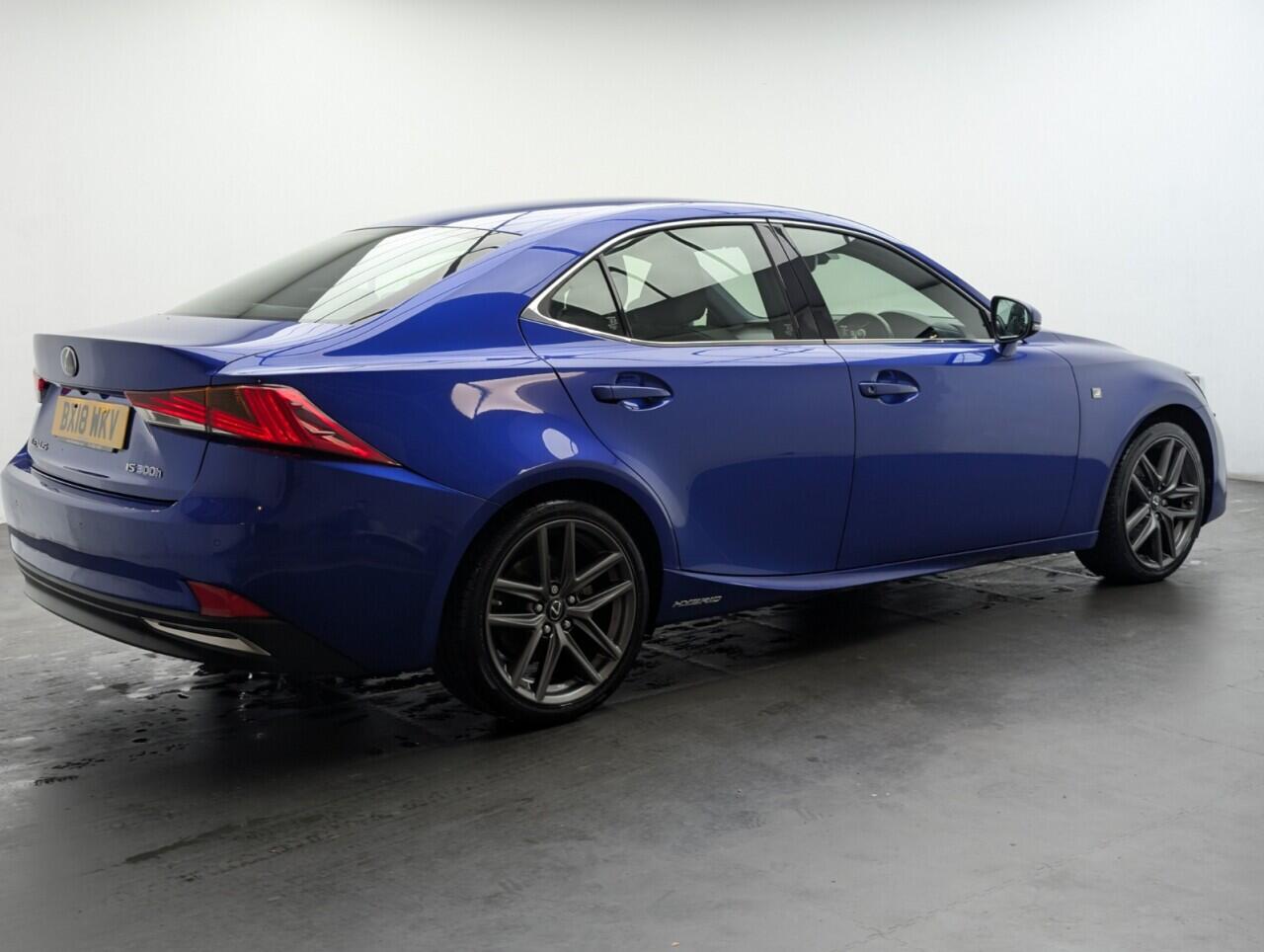 Used Lexus IS 2018 for sale - 77040948: Photo 20
