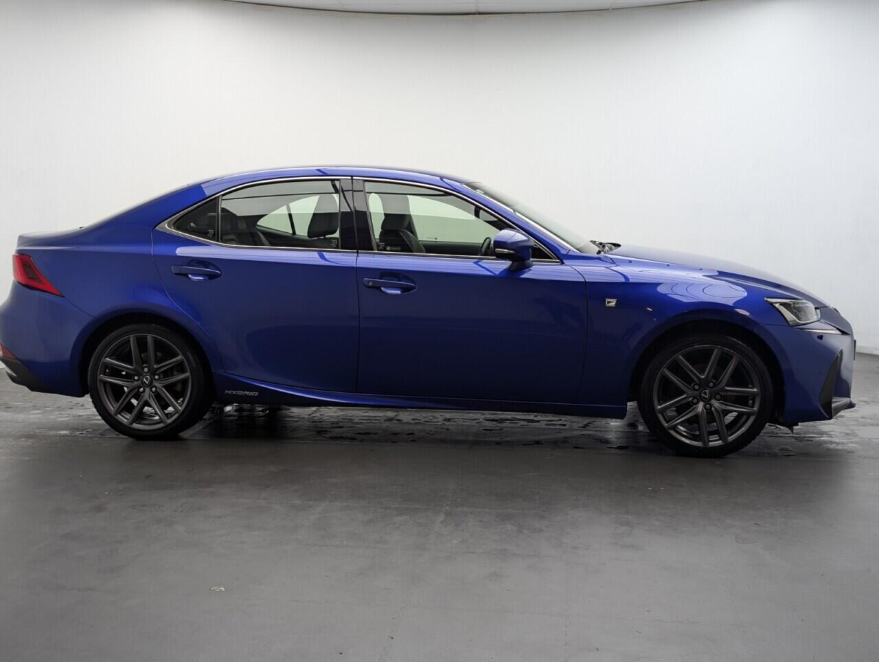 Used Lexus IS 2018 for sale - 77040948: Photo 21