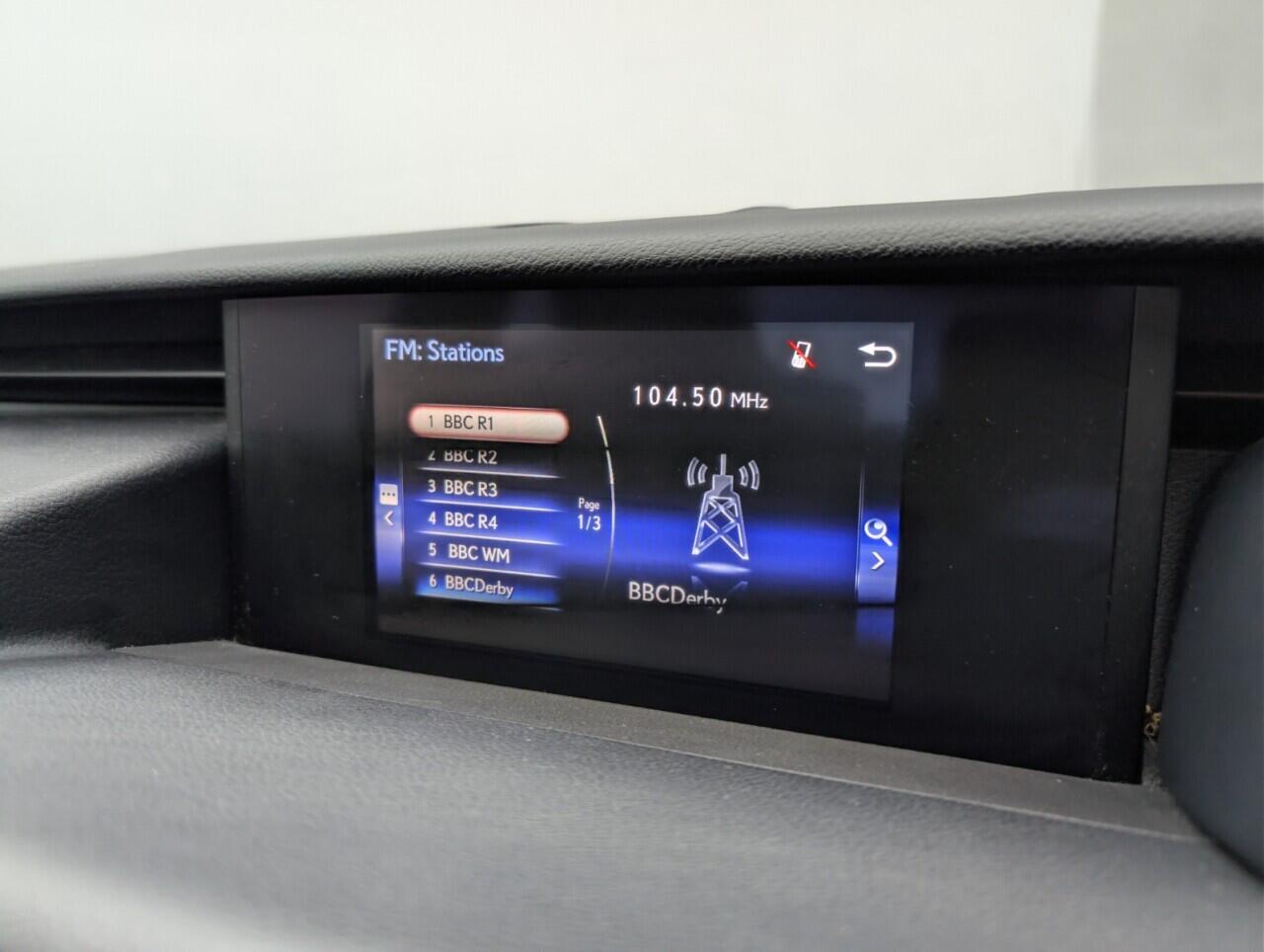 Used Lexus IS 2018 for sale - 77040948: Photo 25