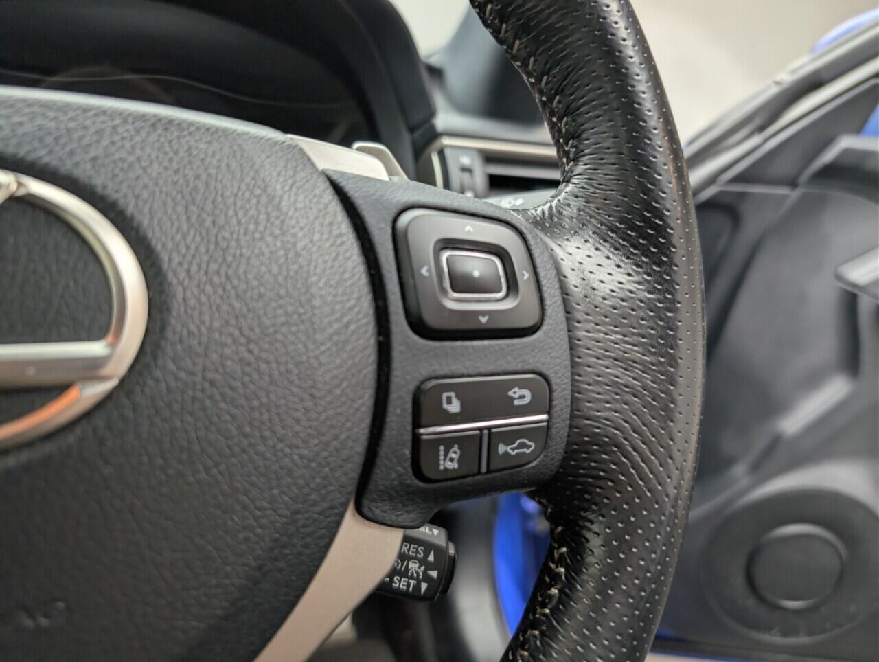 Used Lexus IS 2018 for sale - 77040948: Photo 31