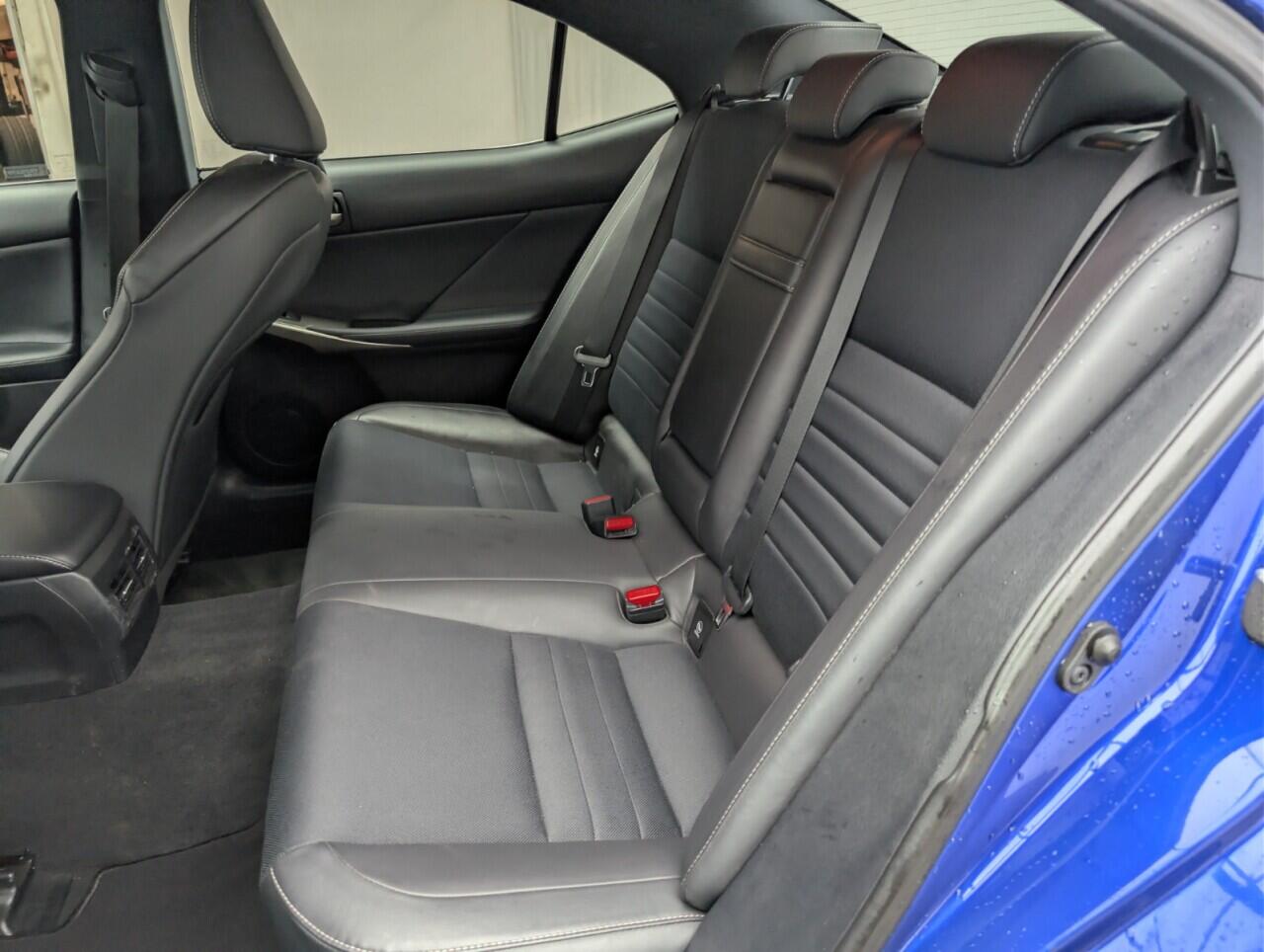 Used Lexus IS 2018 for sale - 77040948: Photo 39