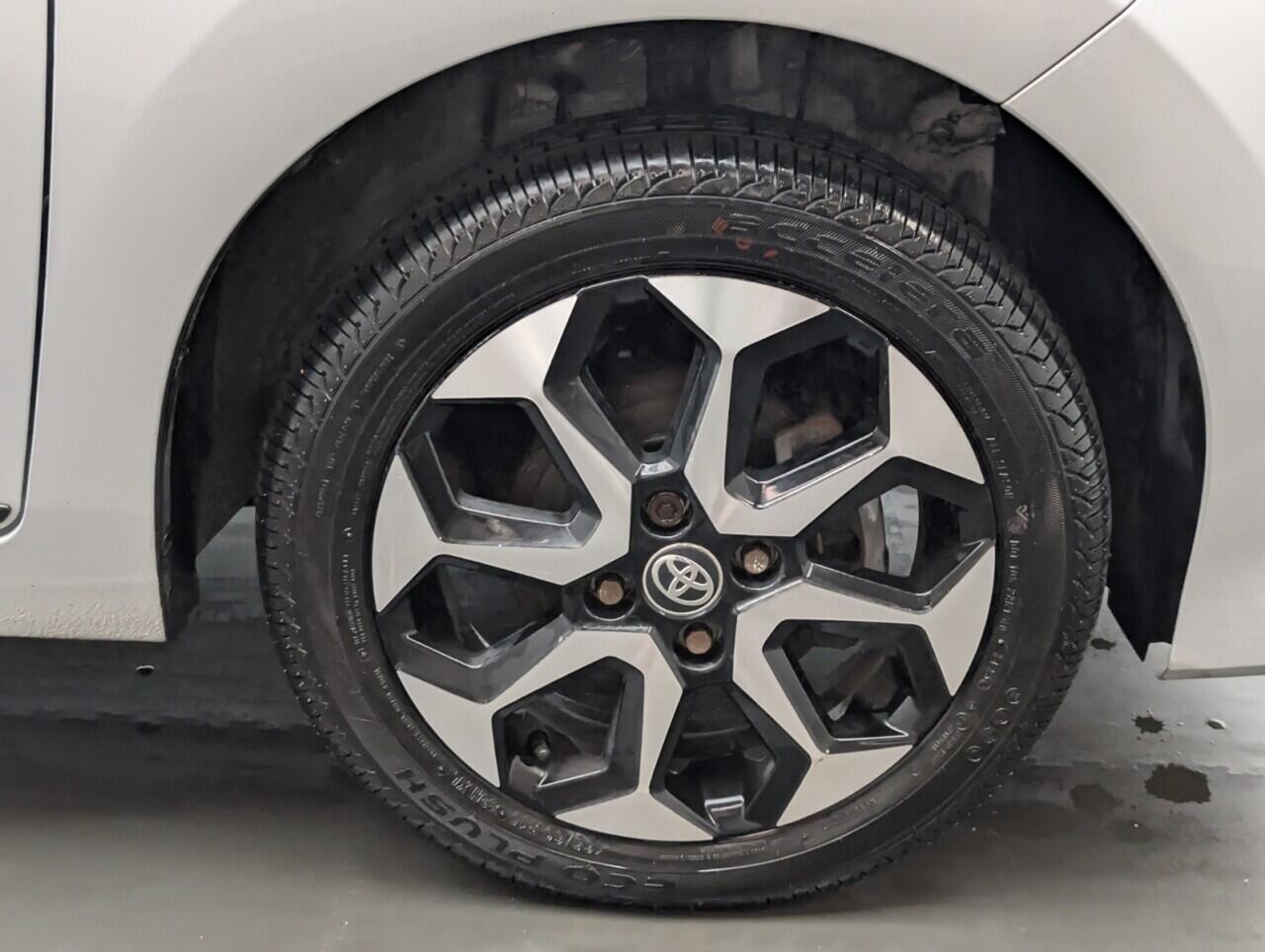 Used Toyota AYGO for sale - 76781527: Photo 10