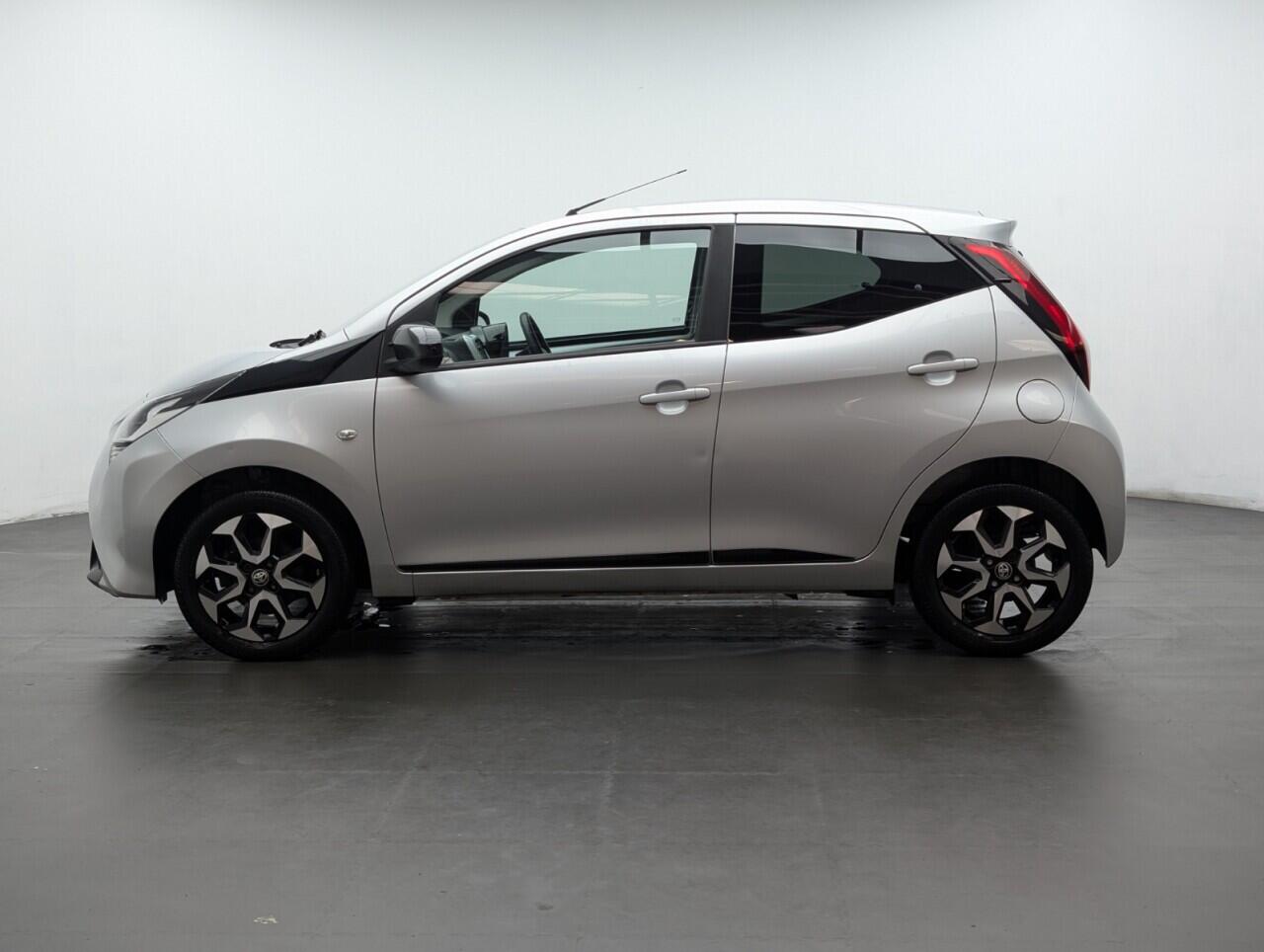 Used Toyota AYGO for sale - 76781527: Photo 5