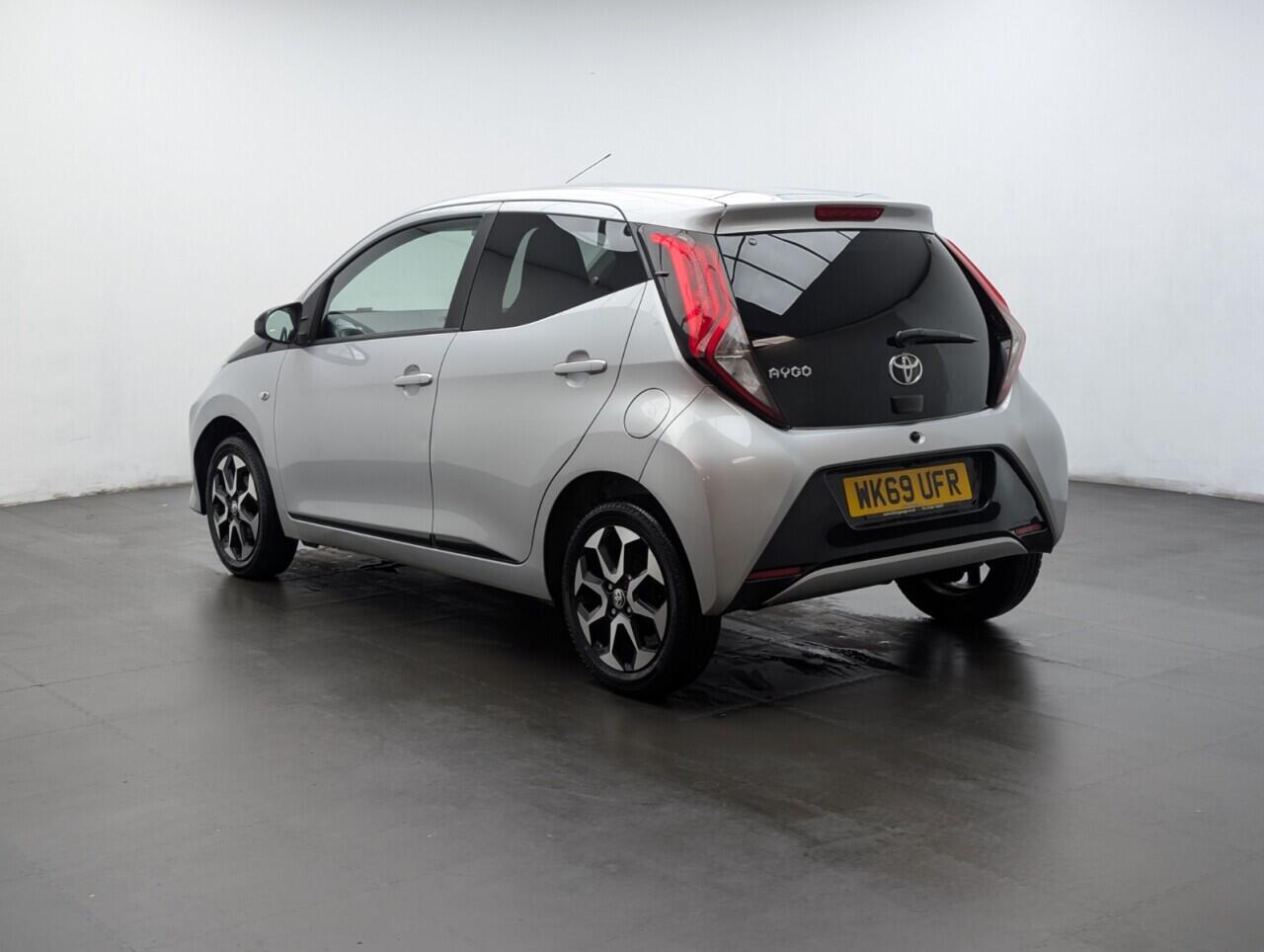 Used Toyota AYGO for sale - 76781527: Photo 6