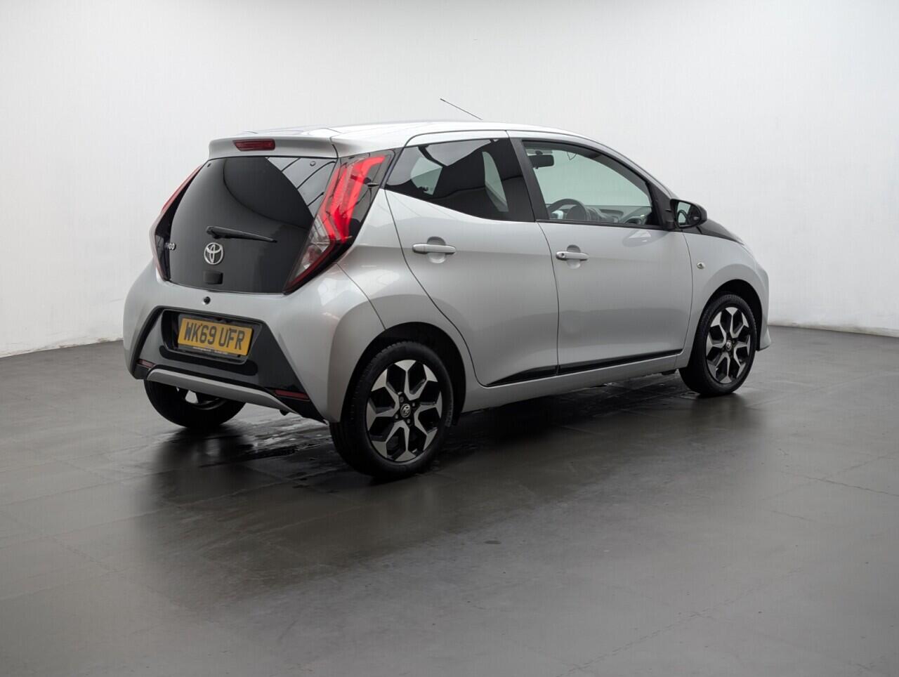 Used Toyota AYGO for sale - 76781527: Photo 8