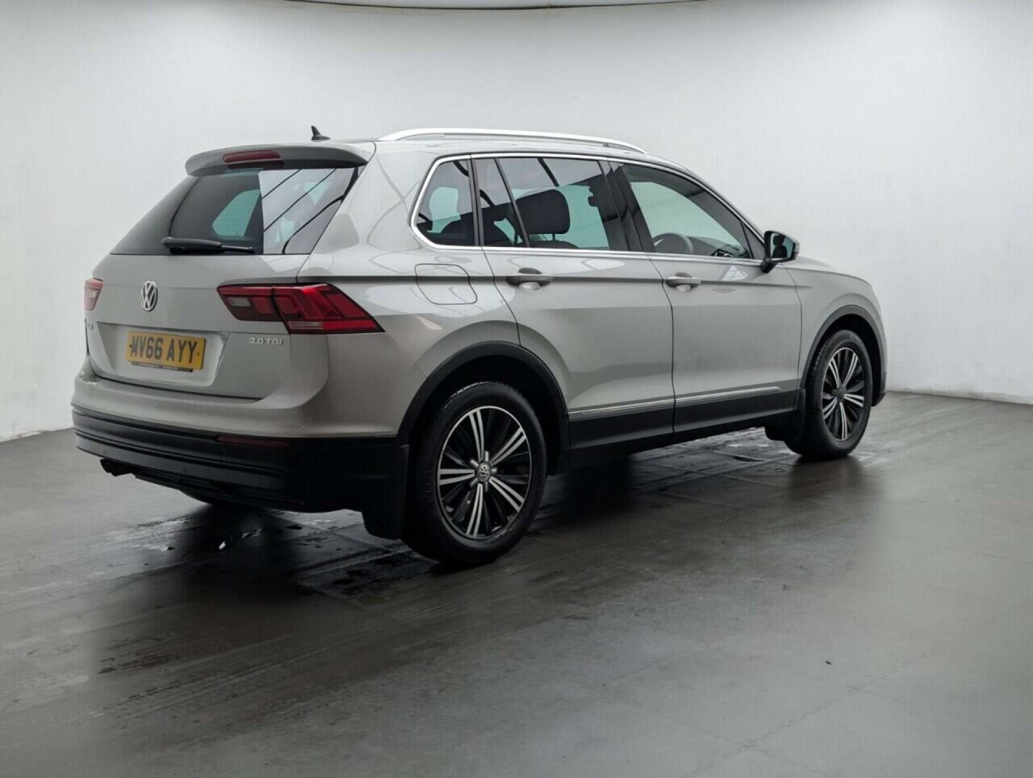 Used Volkswagen Tiguan 2016 for sale - 77713577: Photo 8