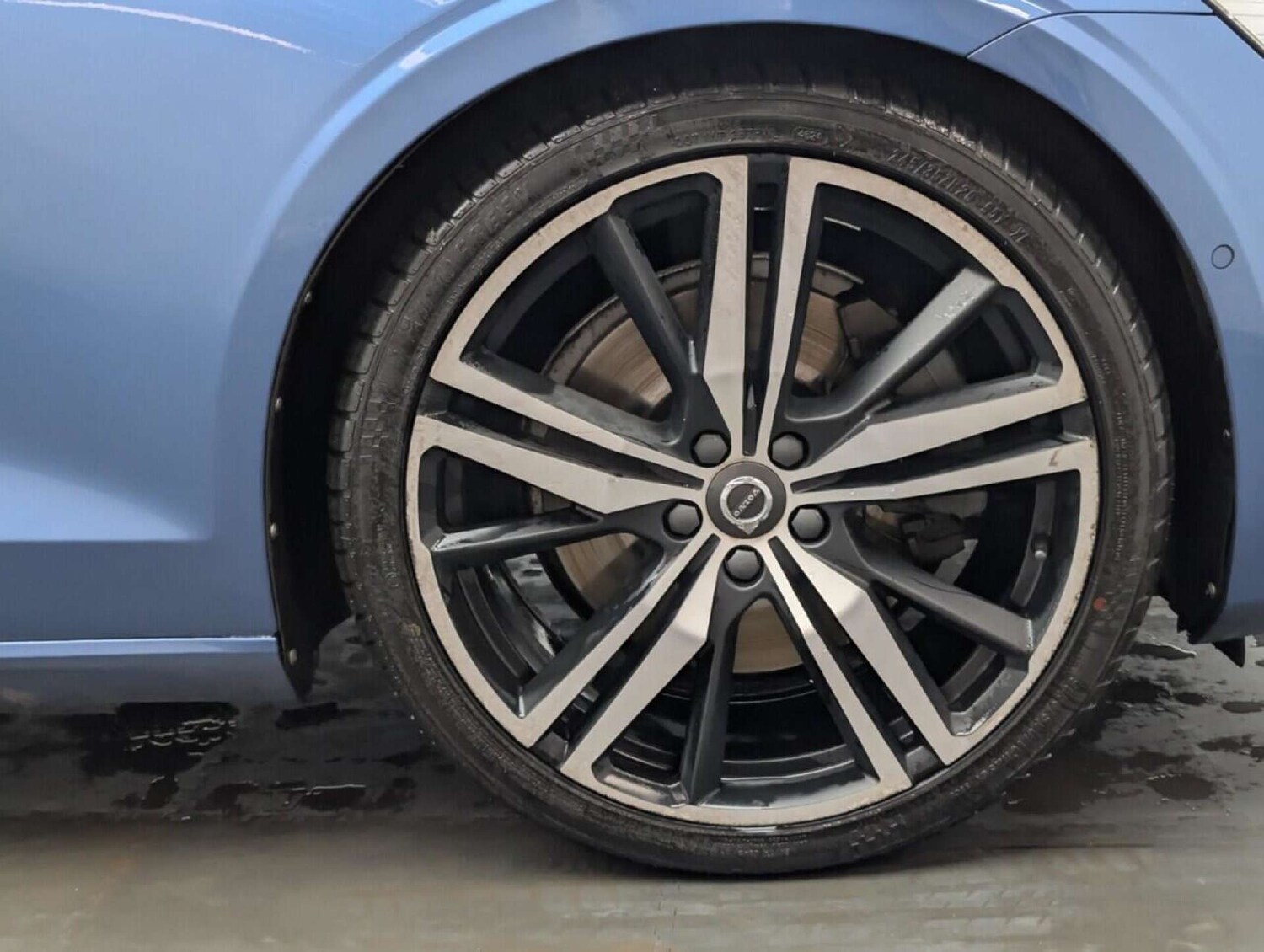 Used Volvo V60 2019 for sale - 77713747: Photo 10