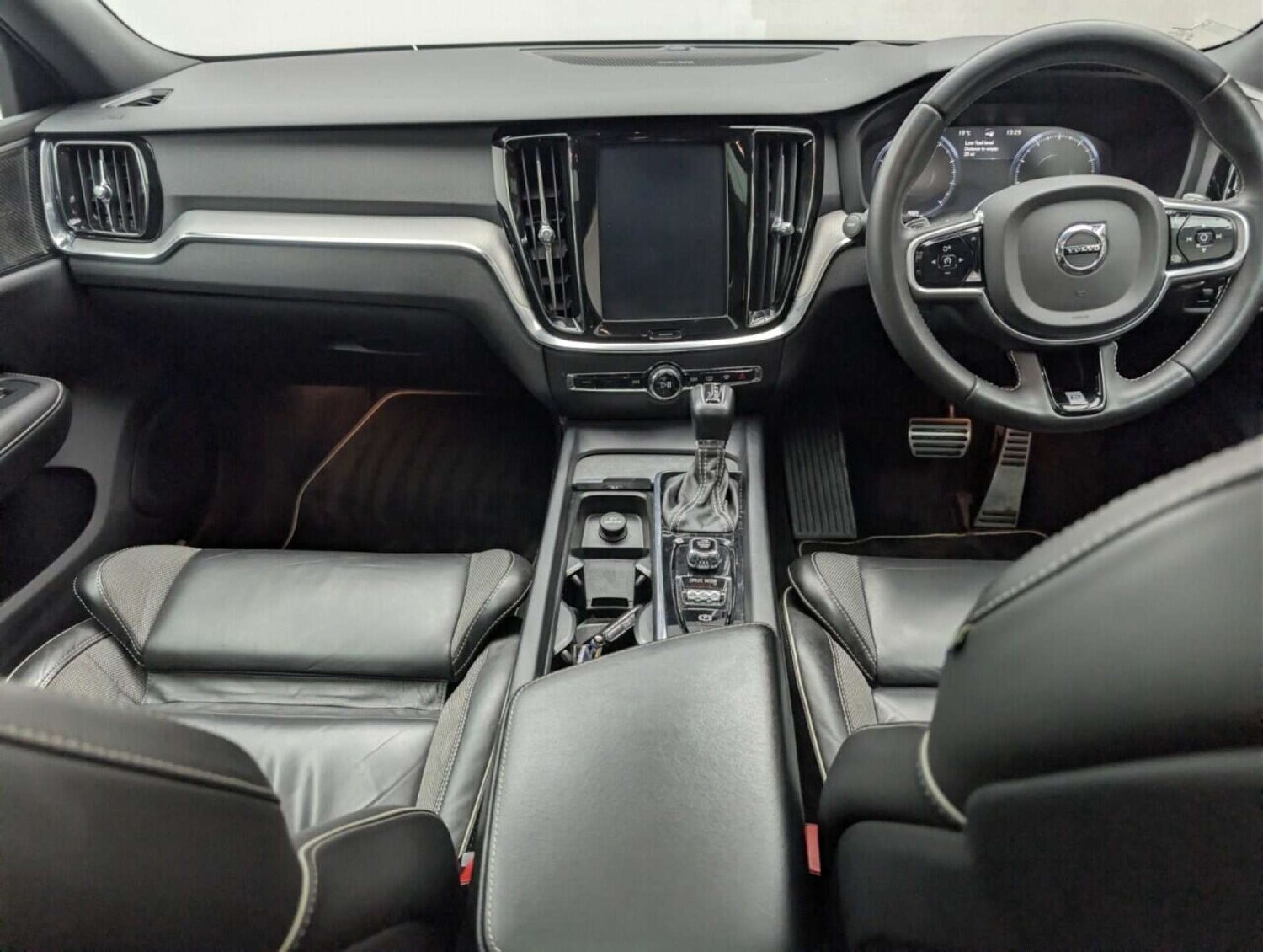 Used Volvo V60 2019 for sale - 77713747: Photo 22