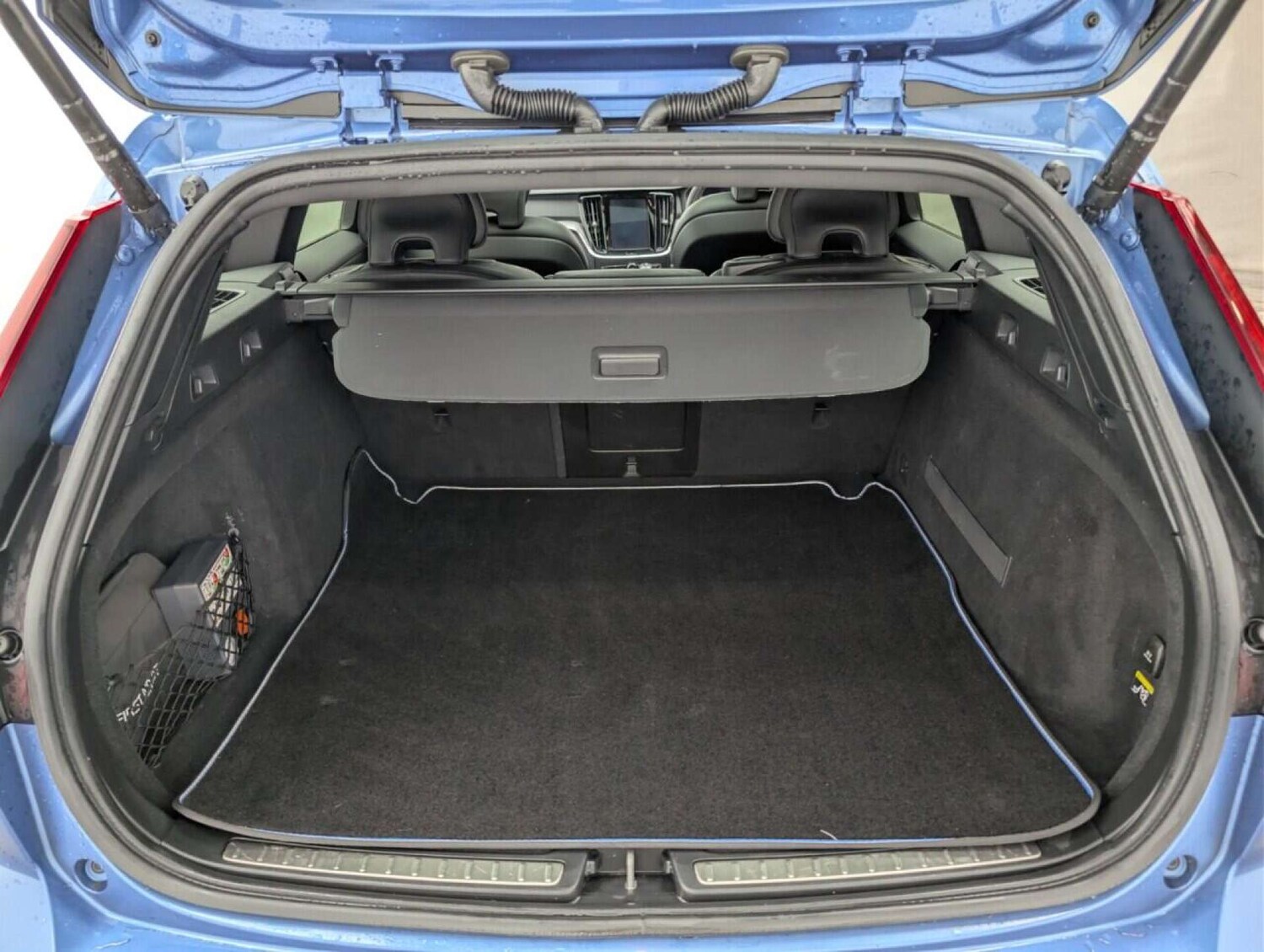 Used Volvo V60 2019 for sale - 77713747: Photo 24