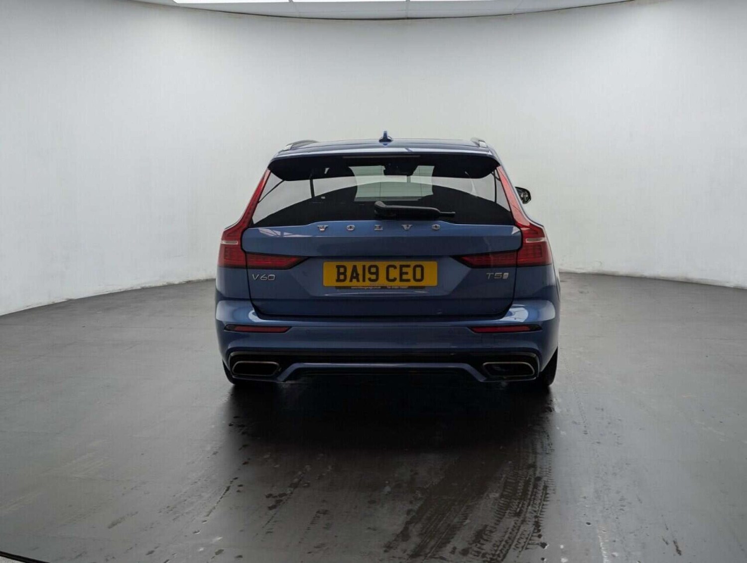 Used Volvo V60 2019 for sale - 77713747: Photo 7