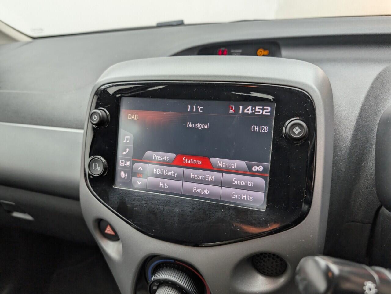 Used Toyota AYGO 2020 for sale - 76425320: Photo 13