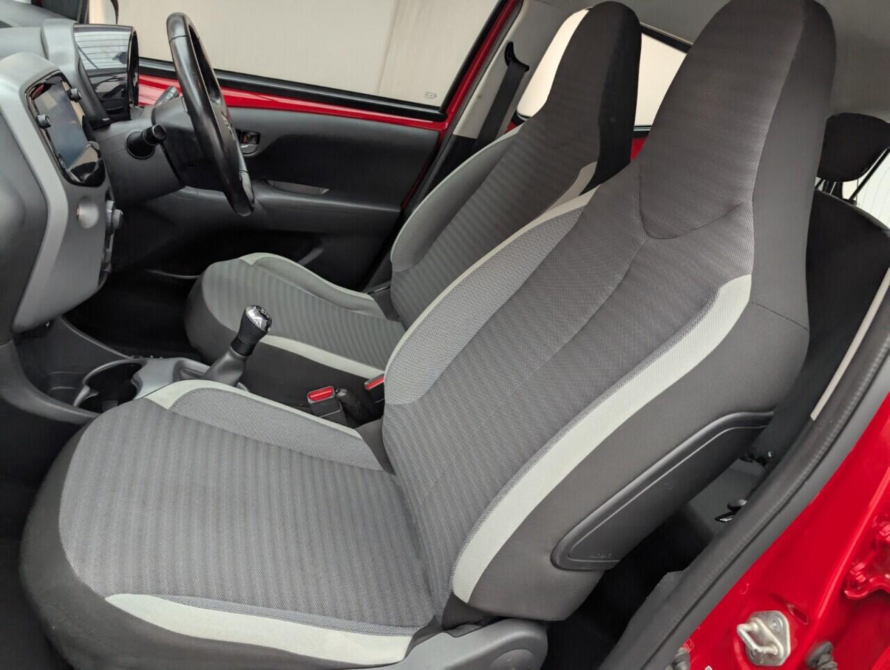 Used Toyota AYGO 2020 for sale - 76425320: Photo 27