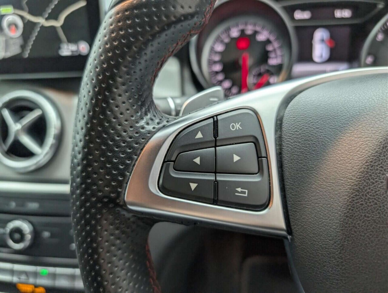 Used Mercedes-Benz CLA 2018 for sale - 77713940: Photo 18