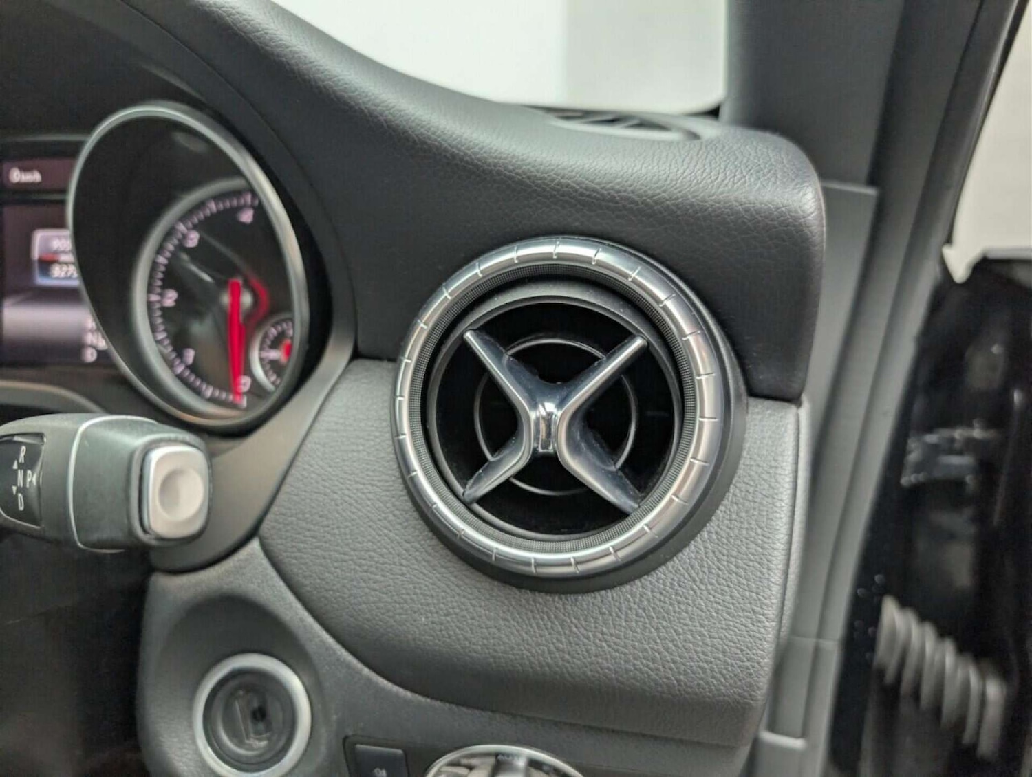 Used Mercedes-Benz CLA 2018 for sale - 77713940: Photo 20