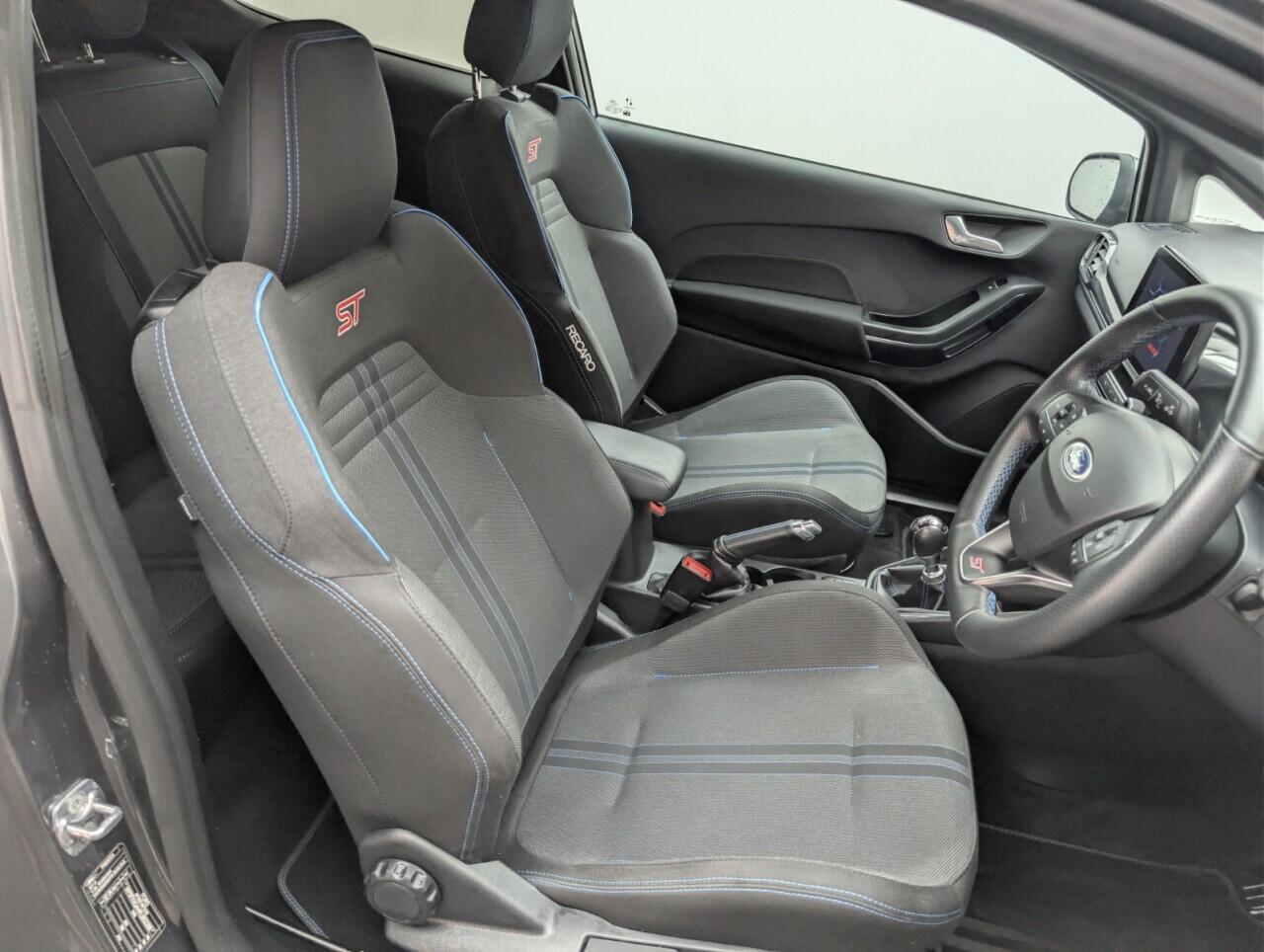 Used Ford Fiesta 2020 for sale - 76612909: Photo 12