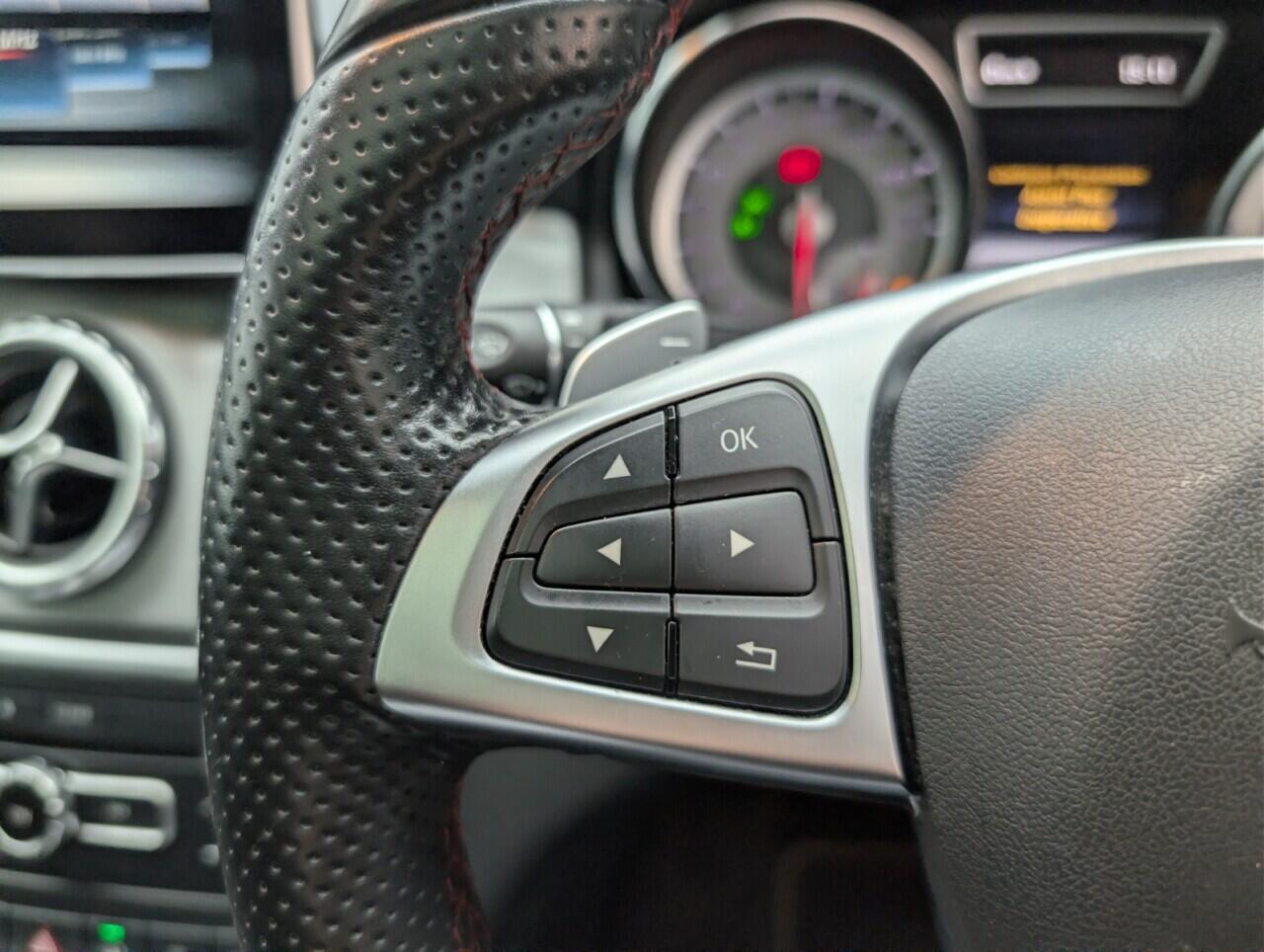 Used Mercedes-Benz GLA 2016 for sale - 76998980: Photo 18