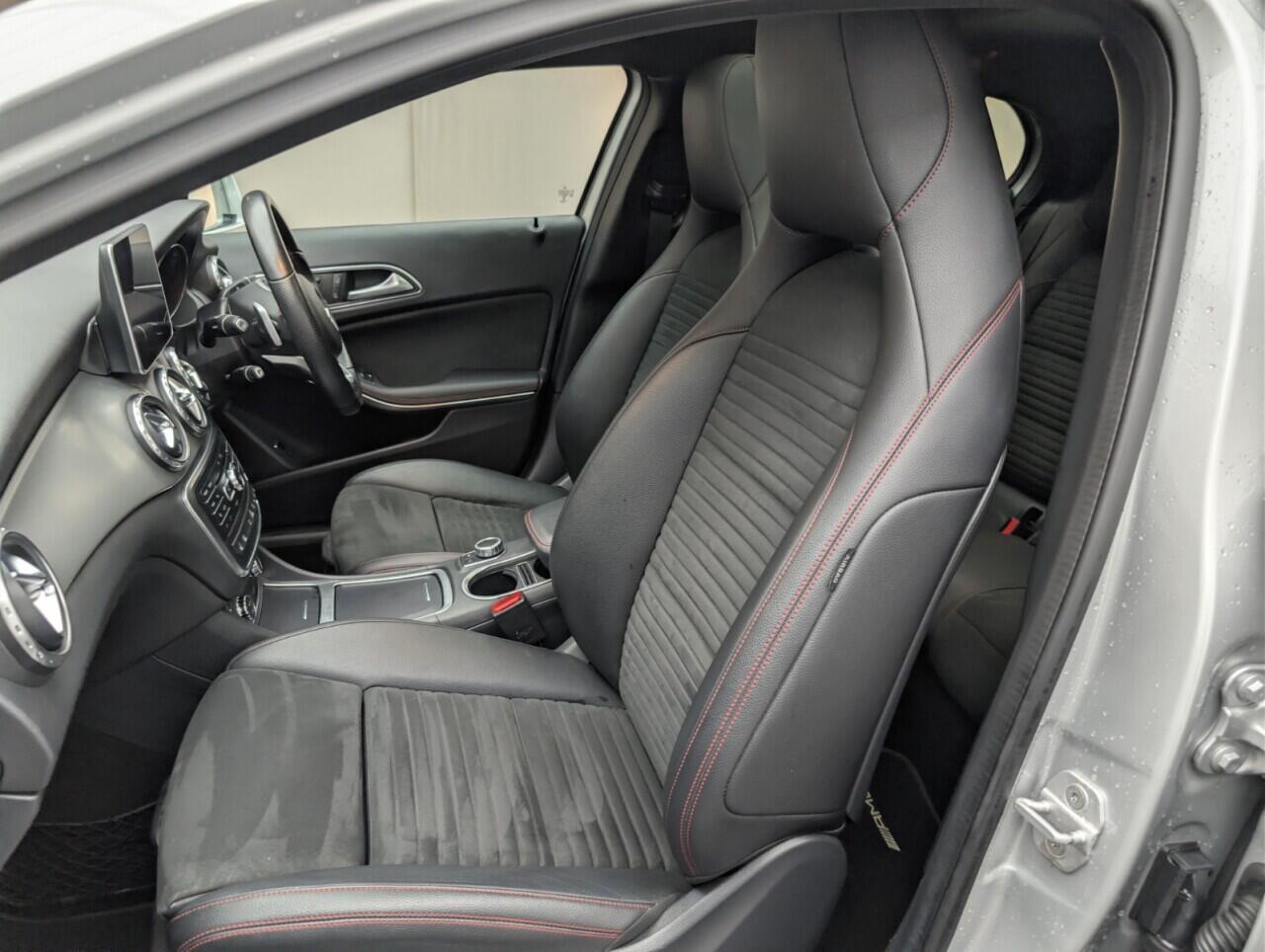 Used Mercedes-Benz GLA 2016 for sale - 76998980: Photo 29