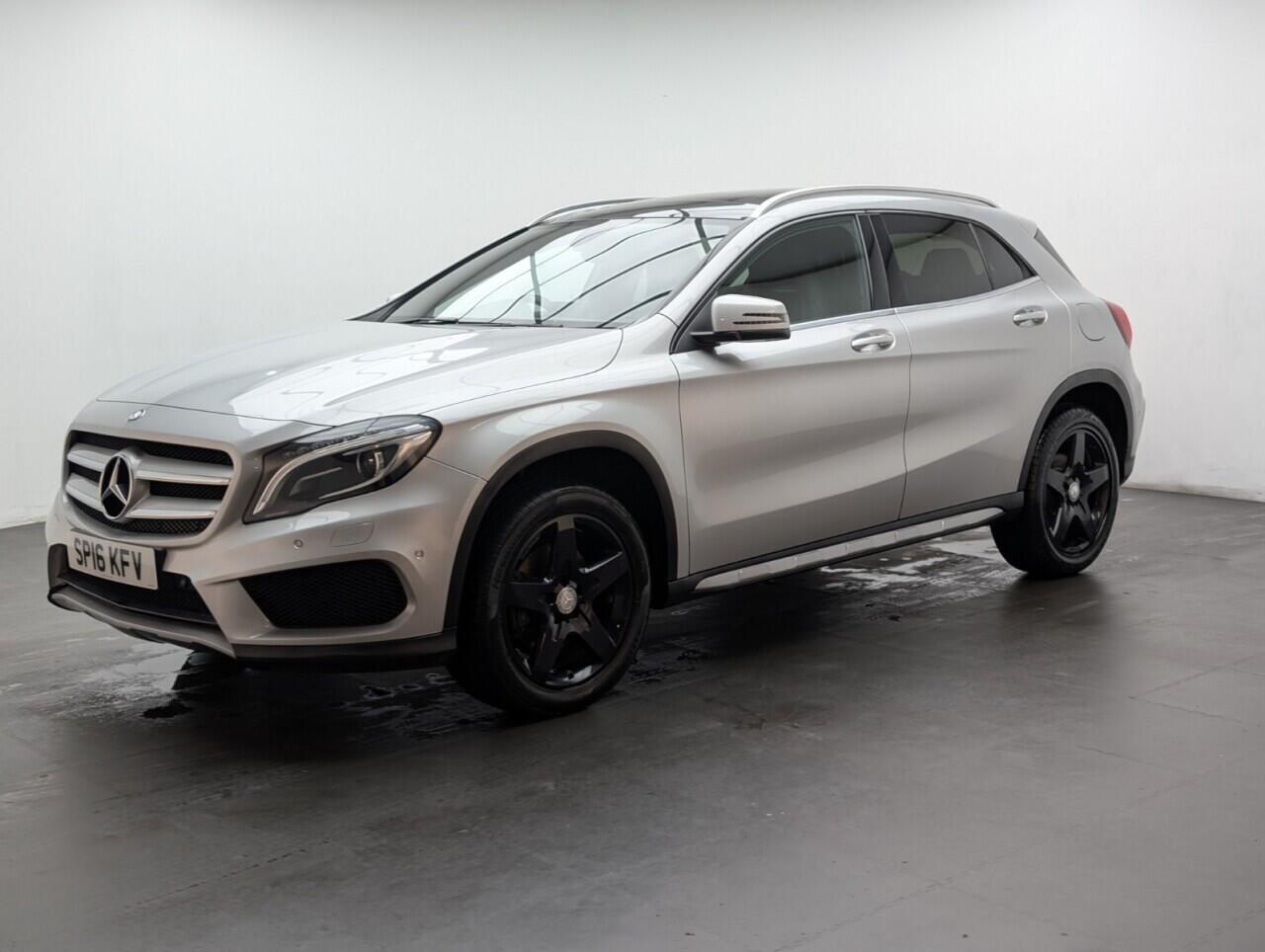 Used Mercedes-Benz GLA 2016 for sale - 76998980: Photo 3
