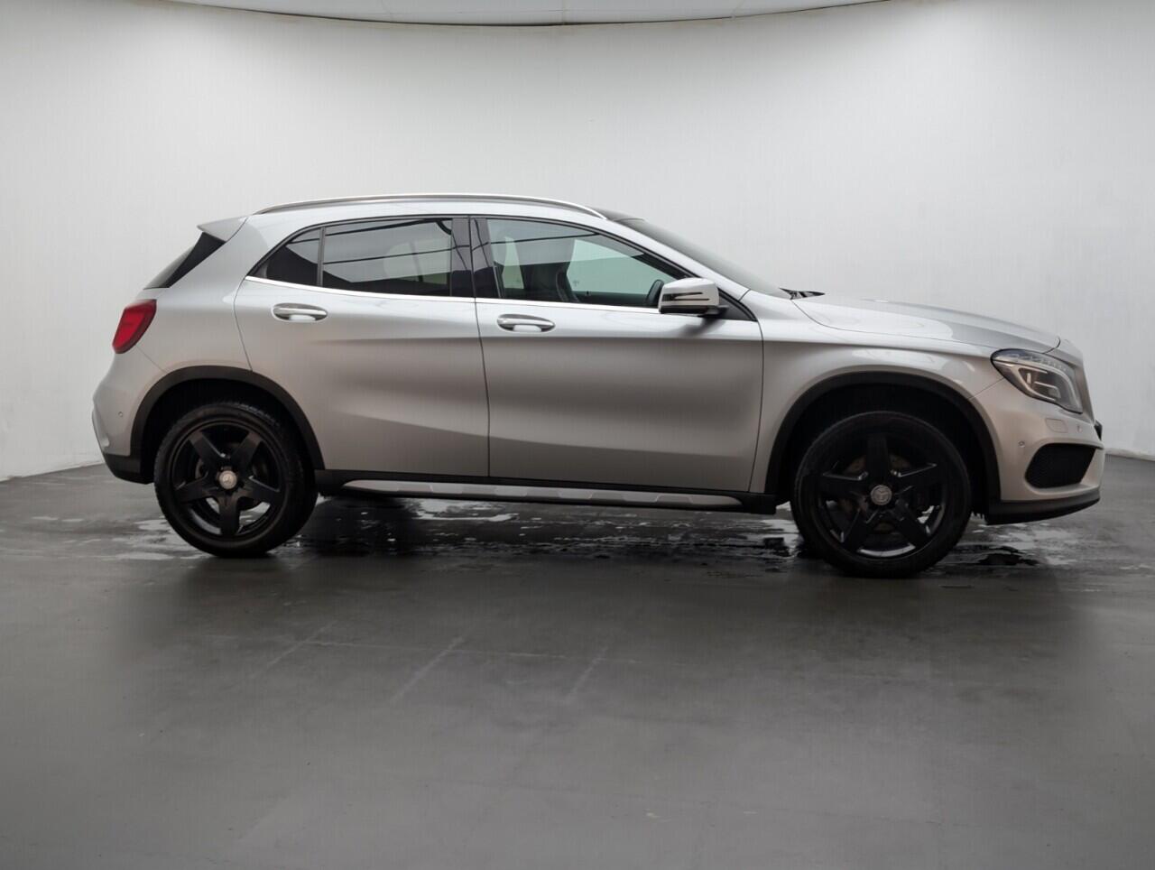 Used Mercedes-Benz GLA 2016 for sale - 76998980: Photo 8