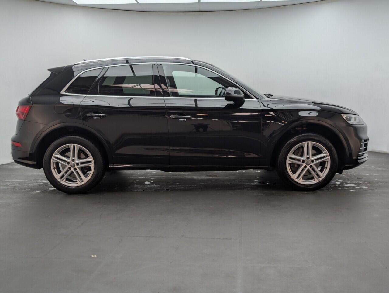 Used Audi Q5 2018 for sale - 76425333: Photo 9