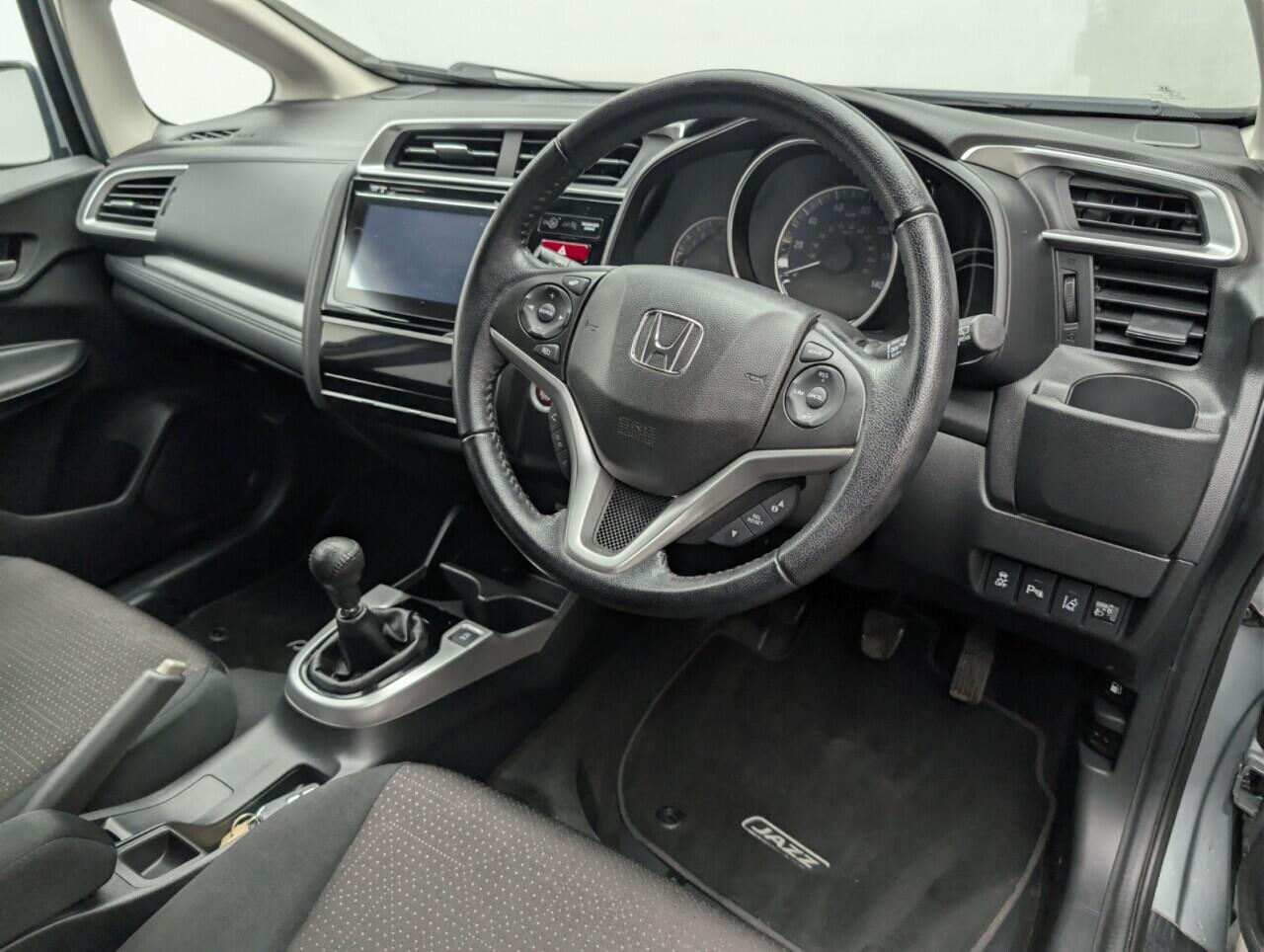 Used Honda Jazz for sale - 77683572: Photo 11