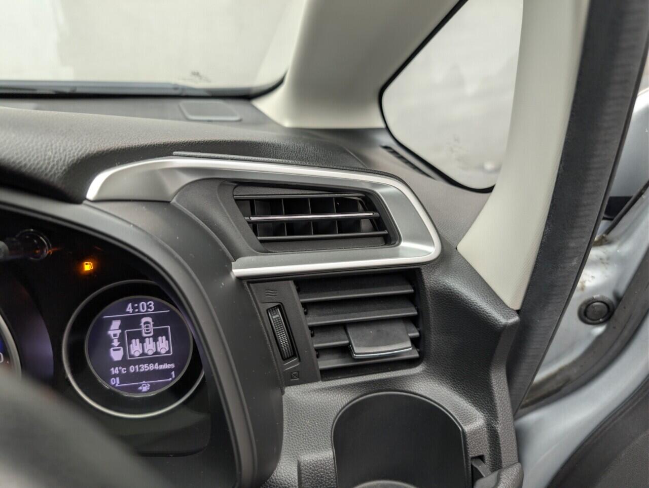 Used Honda Jazz for sale - 77683572: Photo 18