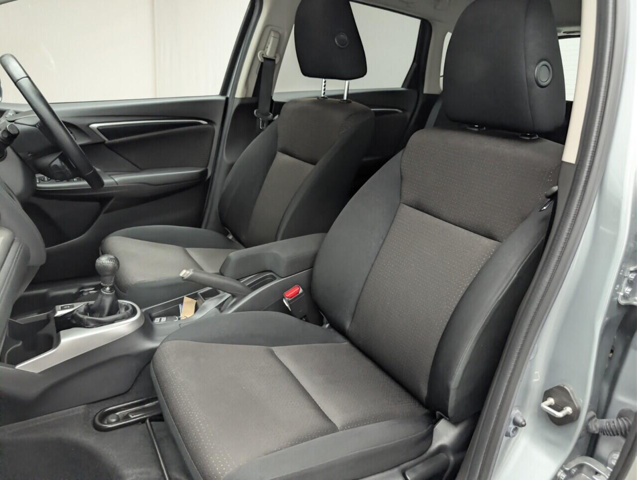 Used Honda Jazz for sale - 77683572: Photo 25