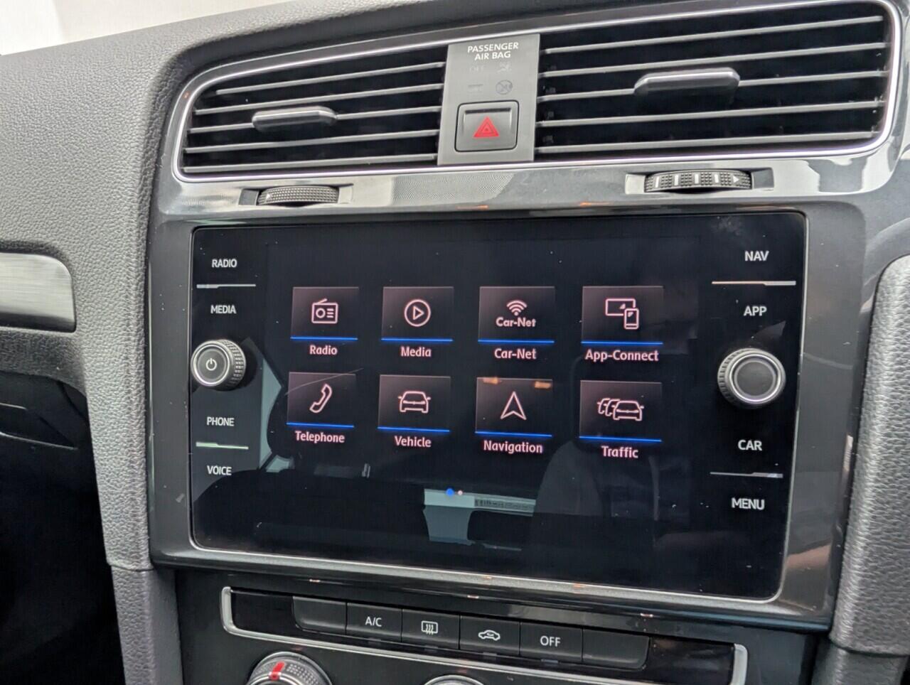 Used Volkswagen Golf 2019 for sale - 76424623: Photo 11