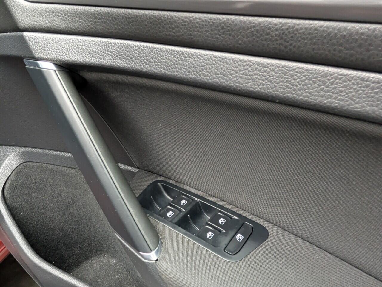 Used Volkswagen Golf 2019 for sale - 76424623: Photo 18